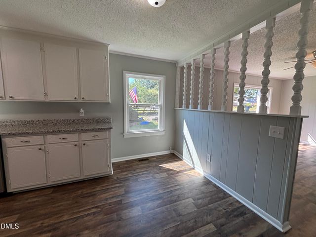 20 W Edgerton Street, Smithfield, NC 27577