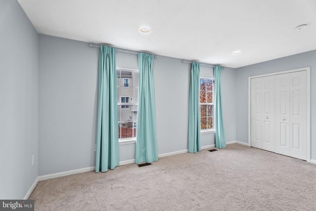 1989 BOWLINE LOOP, Woodbridge, VA 22192