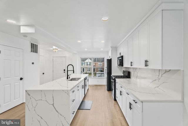 1989 BOWLINE LOOP, Woodbridge, VA 22192