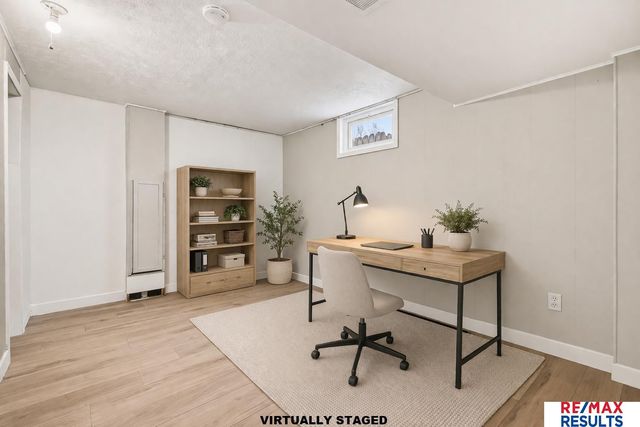 11601 S 37 Street, Bellevue, NE 68123