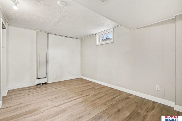 11601 S 37 Street, Bellevue, NE 68123