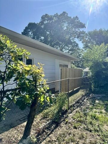 2397 Blodgett Street, Muskegon, MI 49441