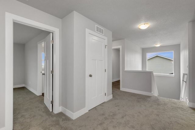 5714 Allerton Drive, Ames, IA 50014