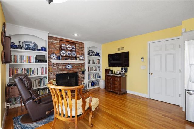 4203 NE 57th Terrace, Kansas City, MO 64119