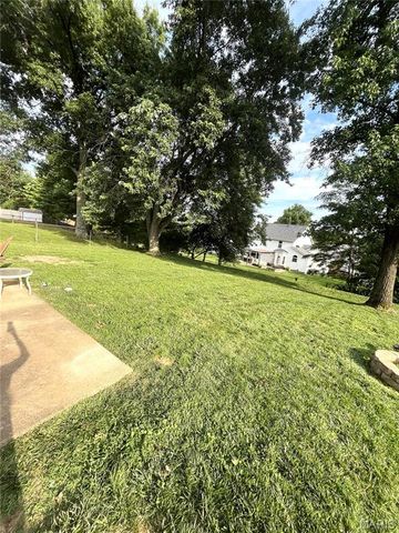 732 Woodrun Drive, Ballwin, MO 63021