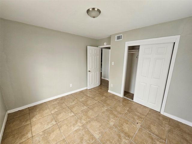 1500 Oleander Drive A, La Marque, TX 77568
