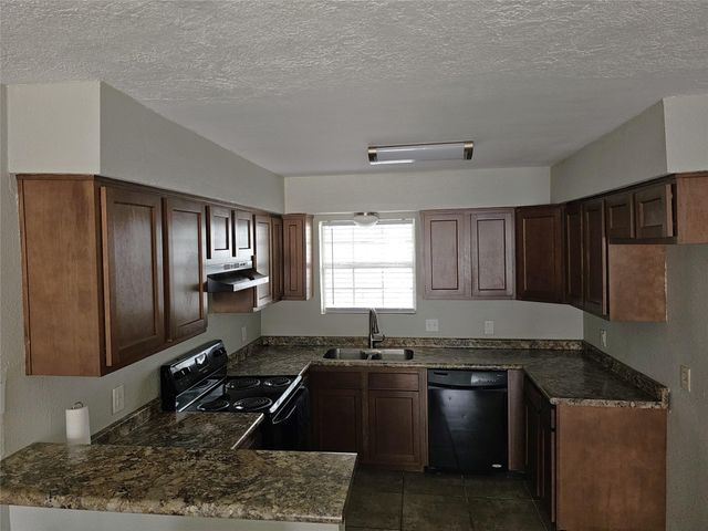 1500 Oleander Drive A, La Marque, TX 77568