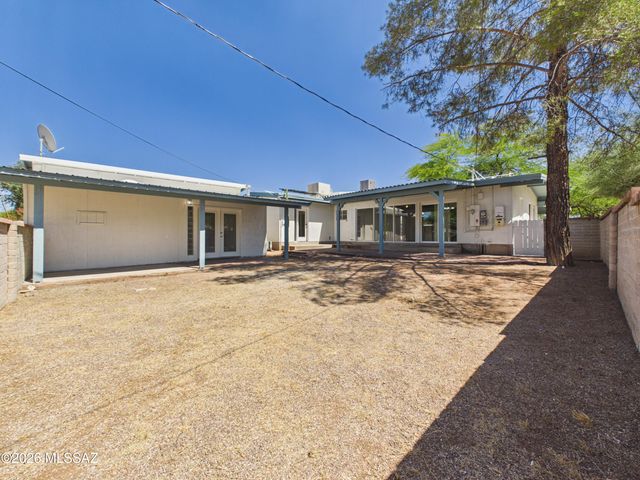 5701 E 3rd Street, Tucson, AZ 85711