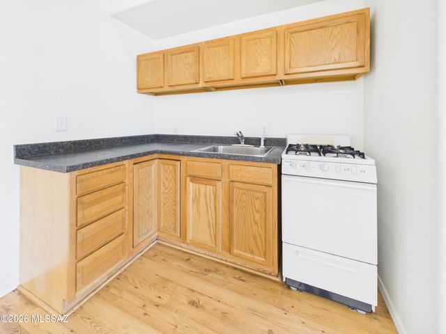 5701 E 3rd Street, Tucson, AZ 85711