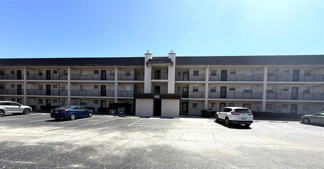 102 CAPRI ISLES BOULEVARD 306, Venice, FL 34292