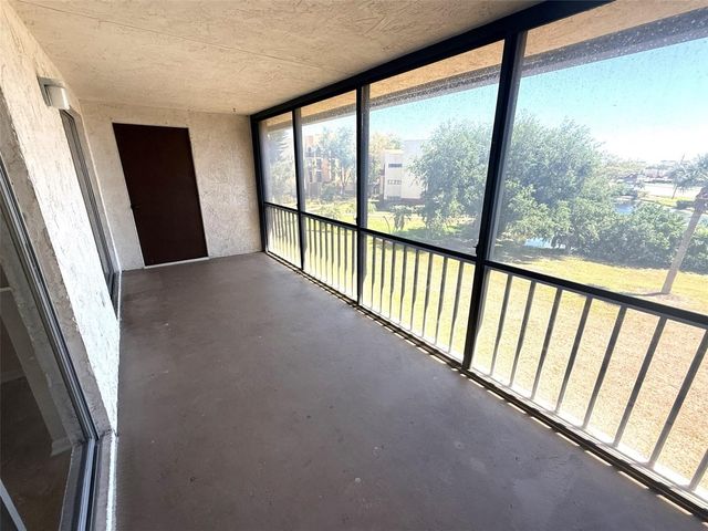 102 CAPRI ISLES BOULEVARD 306, Venice, FL 34292