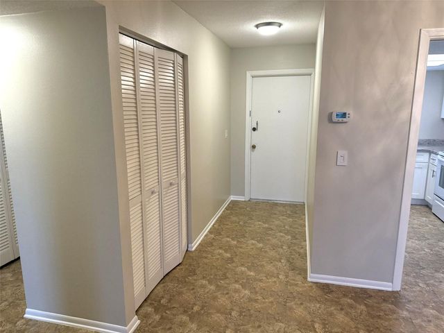 102 CAPRI ISLES BOULEVARD 306, Venice, FL 34292