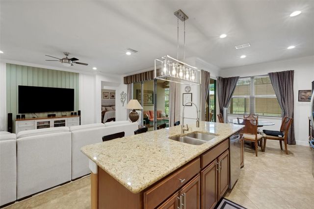 100 CASTELLON COURT, Davenport, FL 33837