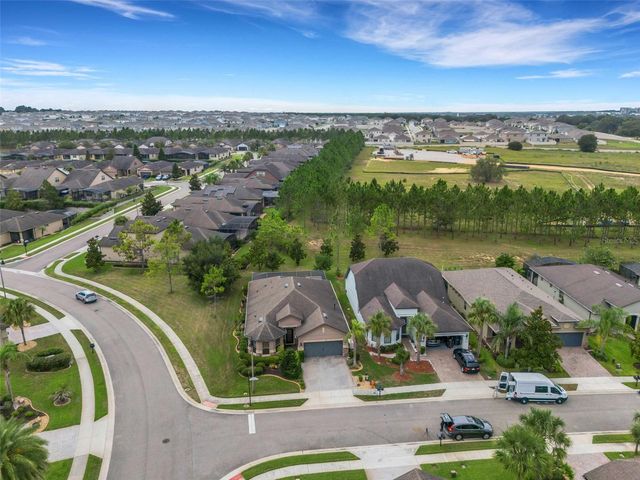 100 CASTELLON COURT, Davenport, FL 33837