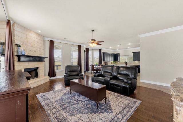 8909 County Road 915, Godley, TX 76044
