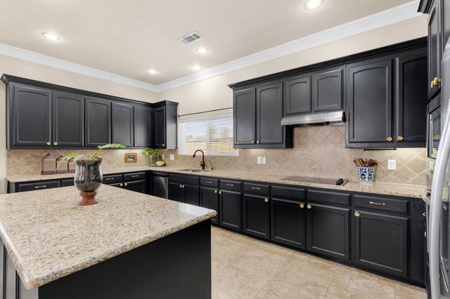 8909 County Road 915, Godley, TX 76044