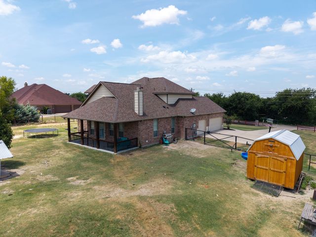 8909 County Road 915, Godley, TX 76044