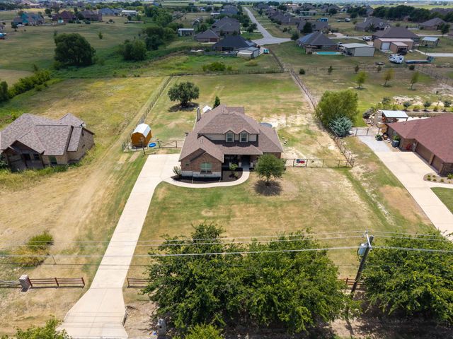 8909 County Road 915, Godley, TX 76044