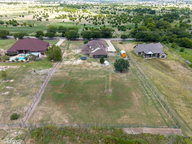 8909 County Road 915, Godley, TX 76044