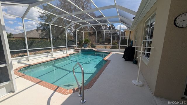 174 W Romany Loop, Beverly Hills, FL 34465