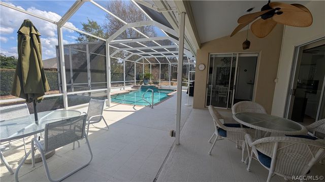 174 W Romany Loop, Beverly Hills, FL 34465