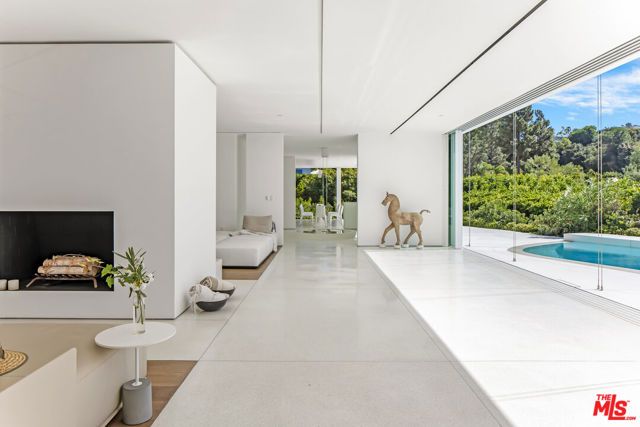 510 Arkell Drive, Beverly Hills, CA 90210