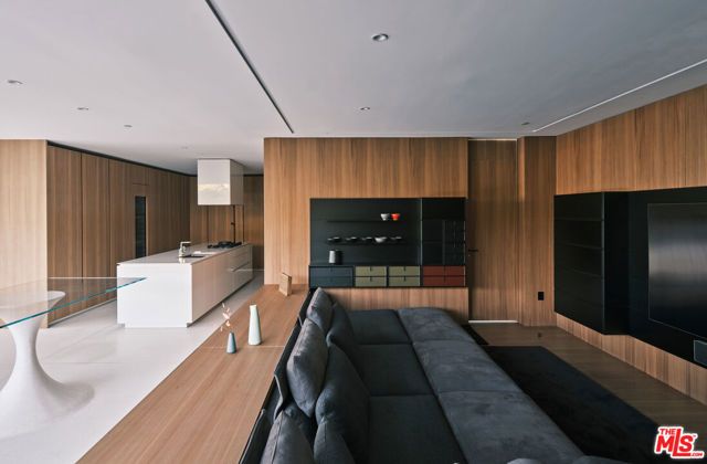 510 Arkell Drive, Beverly Hills, CA 90210