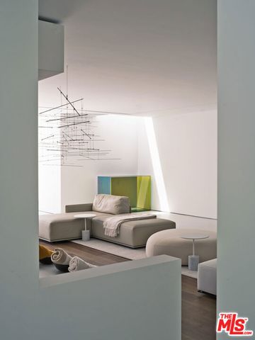 510 Arkell Drive, Beverly Hills, CA 90210