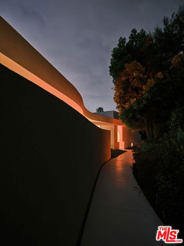 510 Arkell Drive, Beverly Hills, CA 90210