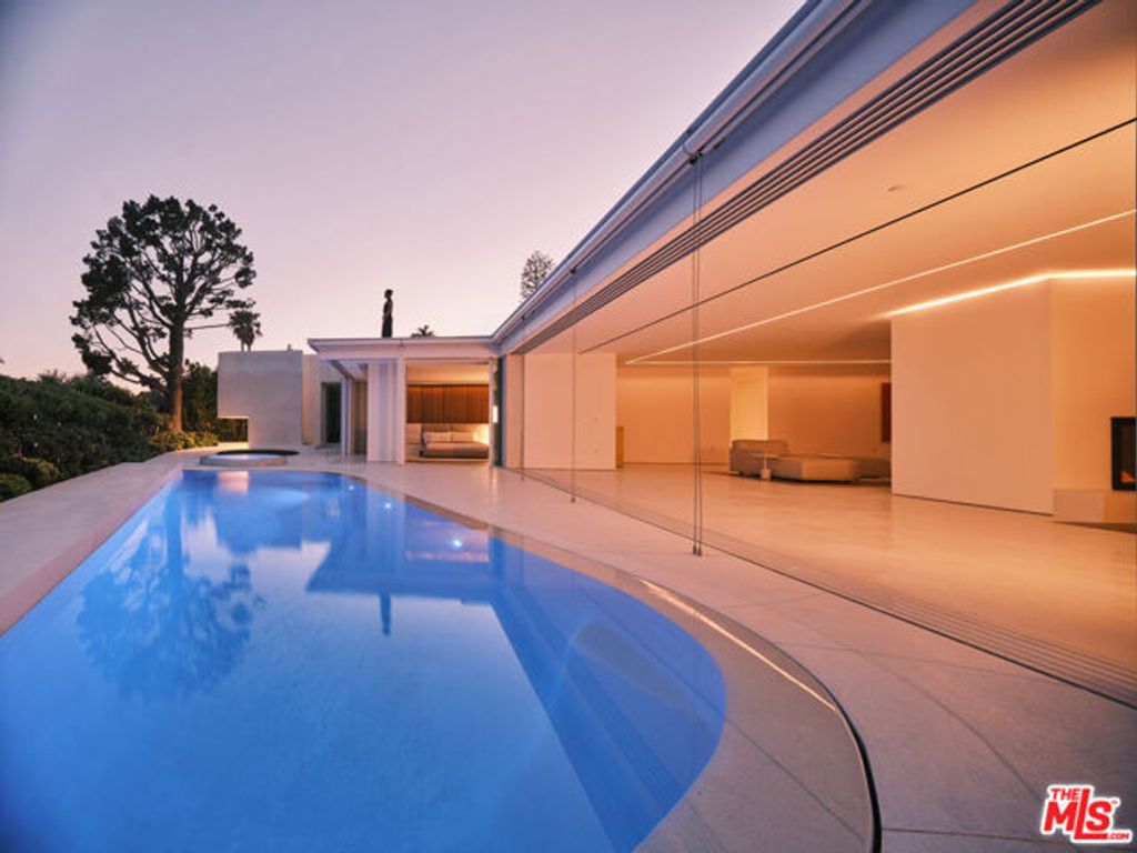 510 Arkell Drive, Beverly Hills, CA 90210