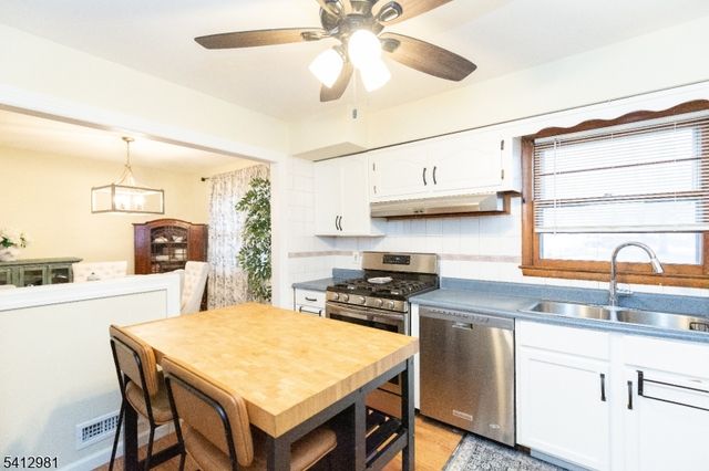 930 Cushing Pl, Plainfield City, NJ 07062