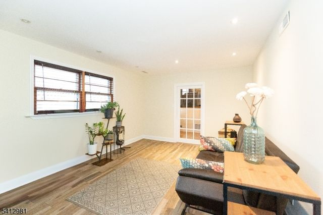 930 Cushing Pl, Plainfield City, NJ 07062