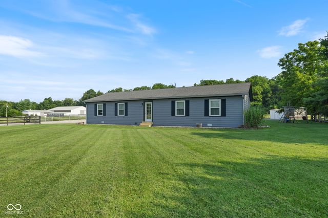 6919 E Us Highway 36, Bainbridge, IN 46105