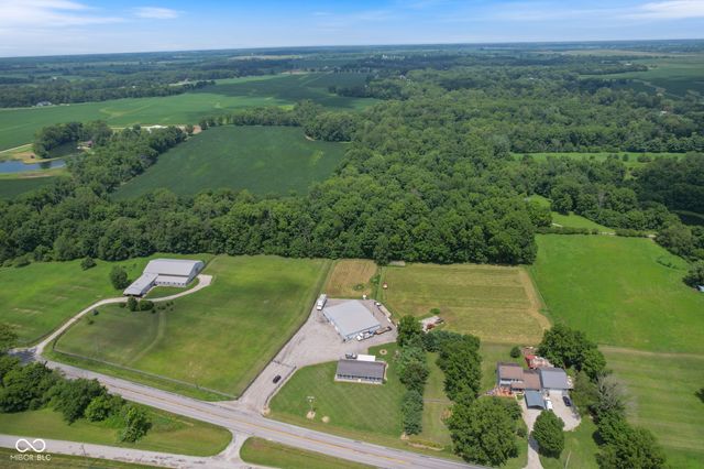 6919 E Us Highway 36, Bainbridge, IN 46105