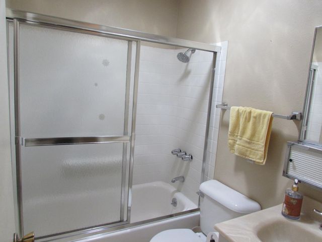 164 Kellie Ln, Auburn, CA 95603