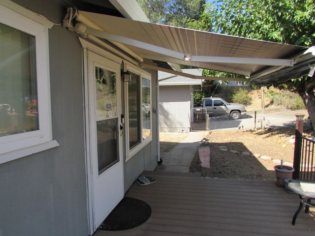 164 Kellie Ln, Auburn, CA 95603