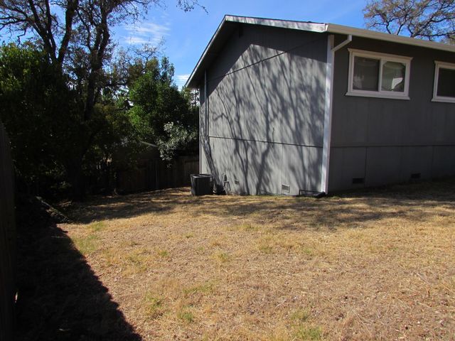 164 Kellie Ln, Auburn, CA 95603