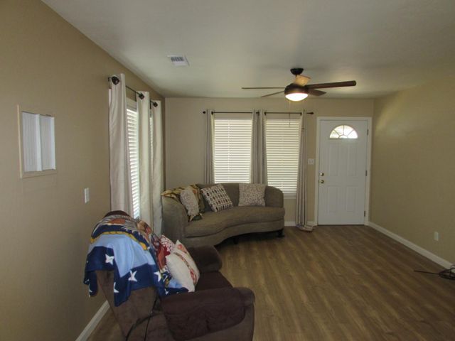 164 Kellie Ln, Auburn, CA 95603