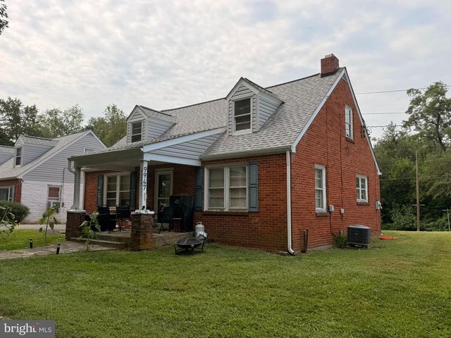9947 CROSSFIELD RD, Hagerstown, MD 21740