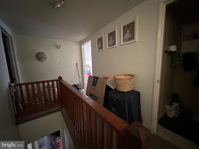 9947 CROSSFIELD RD, Hagerstown, MD 21740