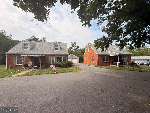 9947 CROSSFIELD RD, Hagerstown, MD 21740