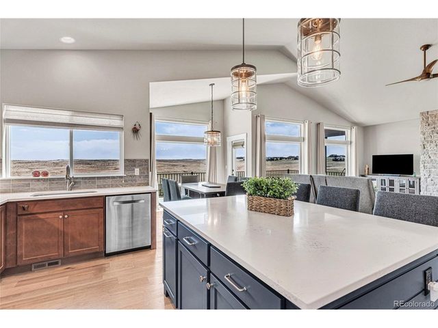 6748 Black Forest Dr, Elizabeth, CO 80107