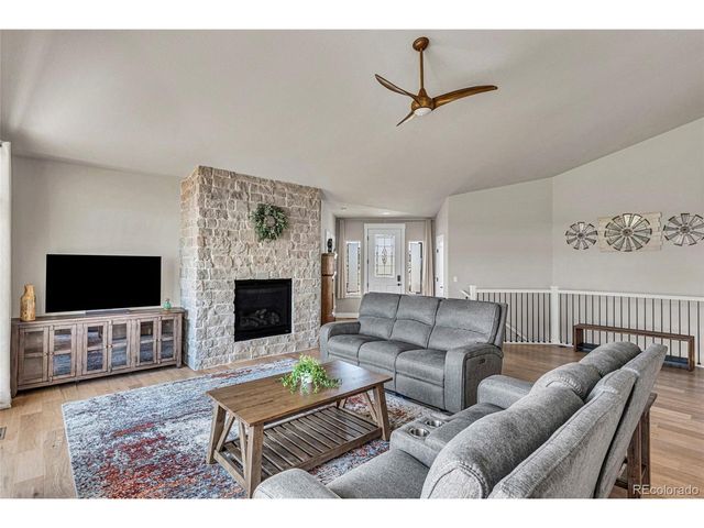 6748 Black Forest Dr, Elizabeth, CO 80107