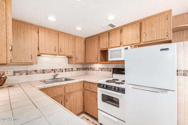 12221 W BELL Road 362, Surprise, AZ 85378