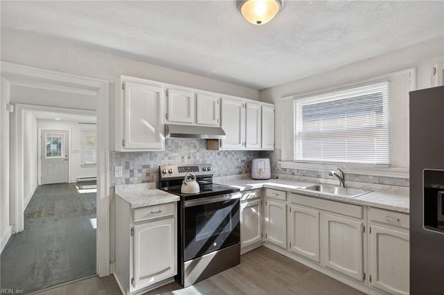 711 Brook AVE, Suffolk, VA 23434