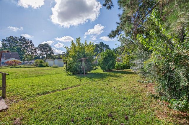 711 Brook AVE, Suffolk, VA 23434