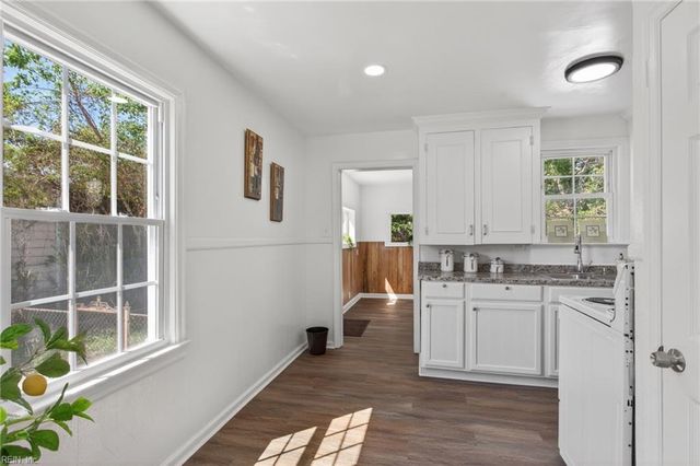 706 Newport News AVE, Hampton, VA 23669