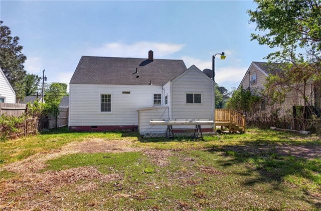 706 Newport News AVE, Hampton, VA 23669