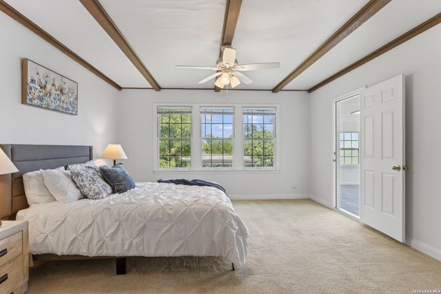 110 Sunrise Dr., San Antonio, TX 78228