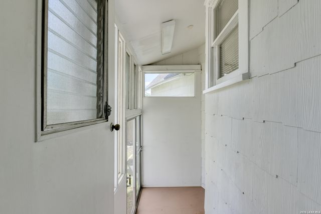 110 Sunrise Dr., San Antonio, TX 78228